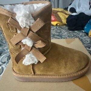 Toddler girl boots